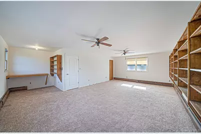 120 Ranch Lane, Levittown, NY 11756 - Photo 28