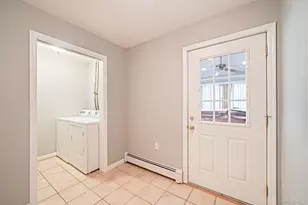 120 Ranch Ln, Levittown, NY 11756 - Photo 24
