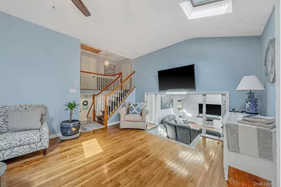 30 Pinewood Drive, Commack, NY 11725 - Photo 12