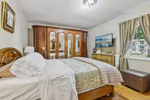 78-14 Langdale St, New Hyde Park, NY 11040 - Photo 18