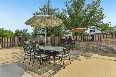 7814 Langdale Street, Floral Park, NY 11040 - Photo 30