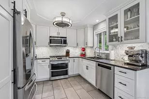 512 Westlake Dr, Valhalla, NY 10595 - Photo 12