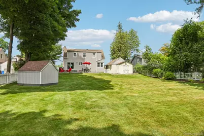 512 Westlake Drive, Valhalla, NY 10595 - Photo 42