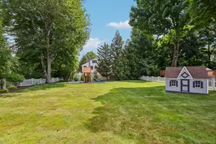 512 Westlake Dr, Valhalla, NY 10595 - Photo 40