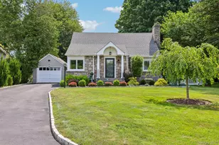 512 Westlake Dr, Valhalla, NY 10595 - Photo 2