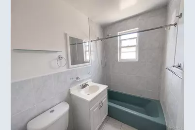 533 Soundview Avenue #3rd Floor, Bronx, NY 10473 - Photo 12