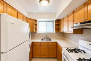 533 Soundview Ave, Bronx, NY 10473 - Photo 4