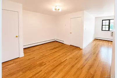 533 Soundview Avenue #3rd Floor, Bronx, NY 10473 - Photo 1