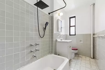 123-35 82nd Road #5U, Kew Gardens, NY 11415 - Photo 8