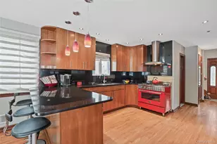 268 Ardsley St, New York, NY 10306 - Photo 8