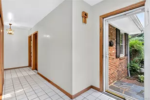 31 Orchard Farm Rd, Port Washington, NY 11050 - Photo 4
