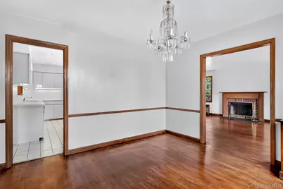 31 Orchard Farm Road, Port Washington, NY 11050 - Photo 10