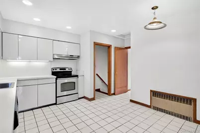 31 Orchard Farm Road, Port Washington, NY 11050 - Photo 16