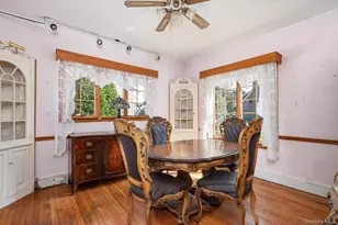 1640 Roosevelt St, Baldwin, NY 11510 - Photo 6