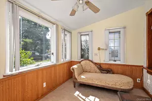 1640 Roosevelt St, Baldwin, NY 11510 - Photo 4