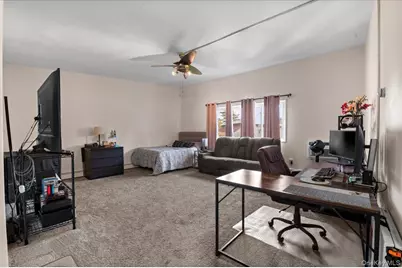 267 N Newbridge Road #2D, Levittown, NY 11756 - Photo 4