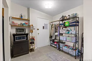 267 N Newbridge Rd, Levittown, NY 11756 - Photo 8