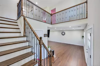 71 Penn Street, Lake Grove, NY 11755 - Photo 4