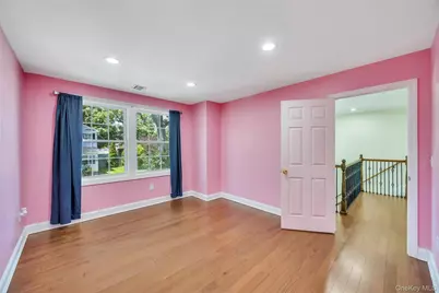71 Penn Street, Lake Grove, NY 11755 - Photo 10