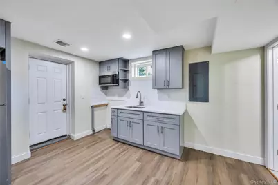 71 Penn Street, Lake Grove, NY 11755 - Photo 20