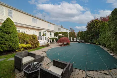 3056 Valentine Place, Wantagh, NY 11793 - Photo 38