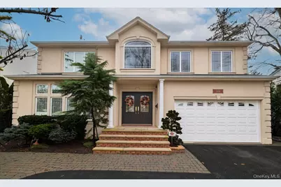 3056 Valentine Place, Wantagh, NY 11793 - Photo 2