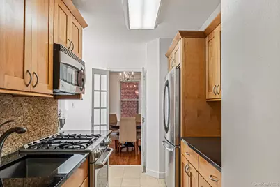 72-10 112th Street #3B, Forest Hills, NY 11375 - Photo 2