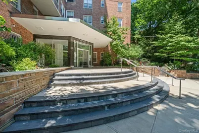 3135 Johnson Avenue #11J, Bronx, NY 10463 - Photo 24