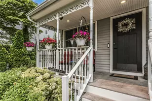 63 Teed St, South Huntington, NY 11746 - Photo 4
