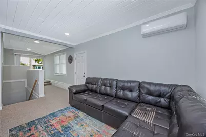 21 Bruce Lane, Farmingdale, NY 11735 - Photo 24