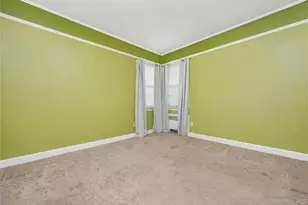 21 Bruce Ln, Farmingdale, NY 11735 - Photo 20