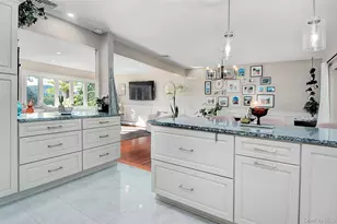 9 Prospect Pl, Suffern, NY 10901 - Photo 12
