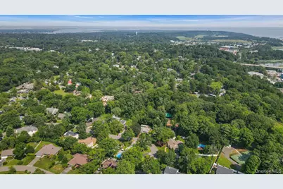18 Regent Place, Roslyn, NY 11576 - Photo 44