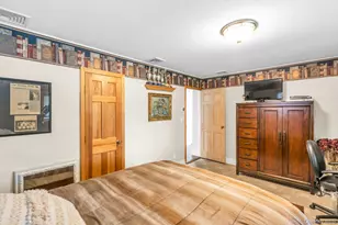 18 Regent Pl, Roslyn, NY 11576 - Photo 26