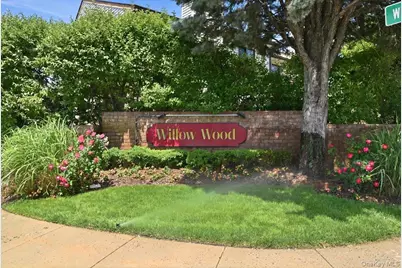 16 Balsam Court, Wantagh, NY 11793 - Photo 1