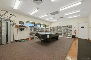 16 Balsam Ct, Wantagh, NY 11793 - Photo 32