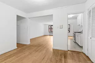 123-35 82nd Rd, Kew Gardens, NY 11415 - Photo 2