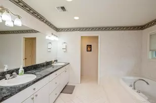 103 Redan Dr, Smithtown, NY 11787 - Photo 22