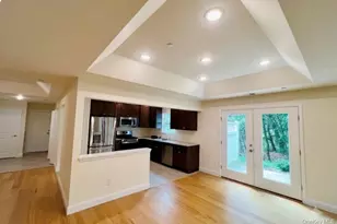 79 Willow Cir, Coram, NY 11727 - Photo 10