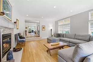 323 Baltustrol Cir, Roslyn, NY 11576 - Photo 8