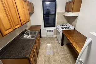 89-20 55th Ave, Elmhurst, NY 11373 - Photo 18