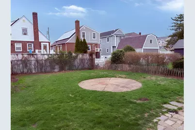 435 Beach 124 Street, Rockaway Park, NY 11694 - Photo 28
