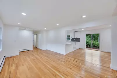 499 Silver, West Babylon, NY 11704 - Photo 6