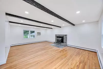 499 Silver, West Babylon, NY 11704 - Photo 10