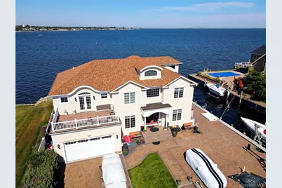 75 Yacht Club Road, Babylon, NY 11702 - Photo 2