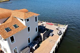 75 Yacht Club Rd, Babylon, NY 11702 - Photo 4