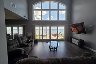 75 Yacht Club Rd, Babylon, NY 11702 - Photo 20