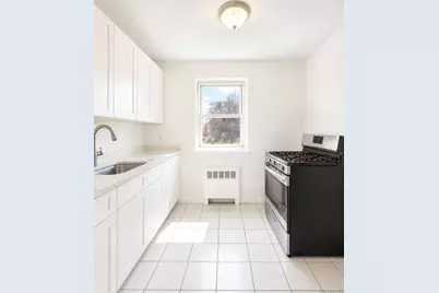14745 69 Road #B, Flushing, NY 11367 - Photo 4