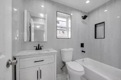 13740 234th Street, Rosedale, NY 11422 - Photo 6