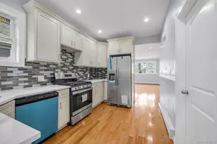 137-40 234th St, Rosedale, NY 11422 - Photo 12